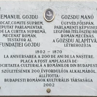 Placă comemorativă amplasată în anul 2002